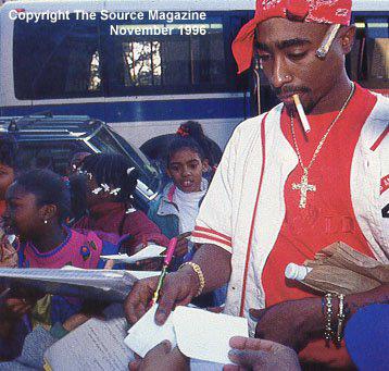 http://tupac--lgo.skyrock.com